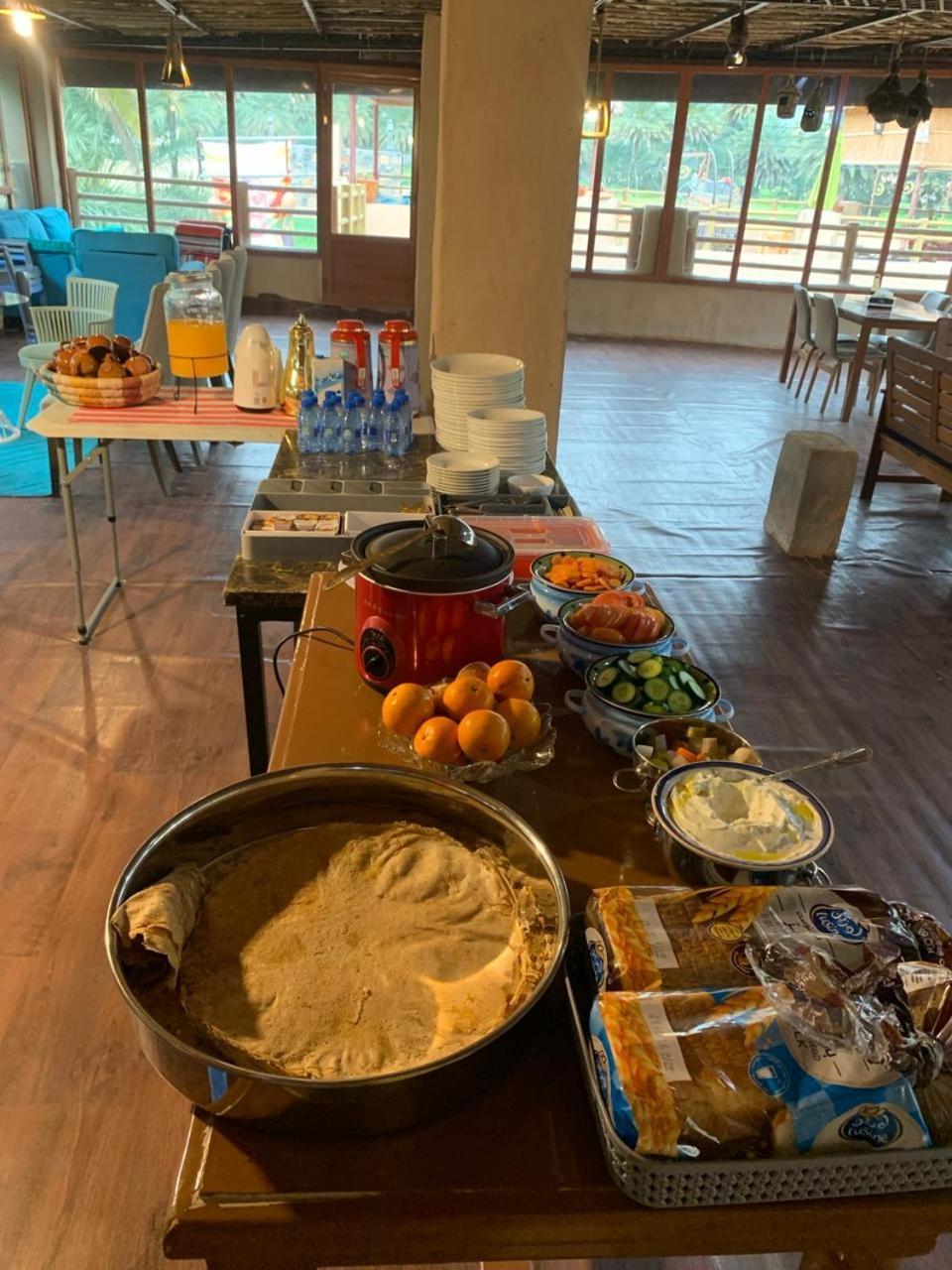 بيت نُزل السلام Bait Salam Inn Al Ḩamrāʼ Bagian luar foto