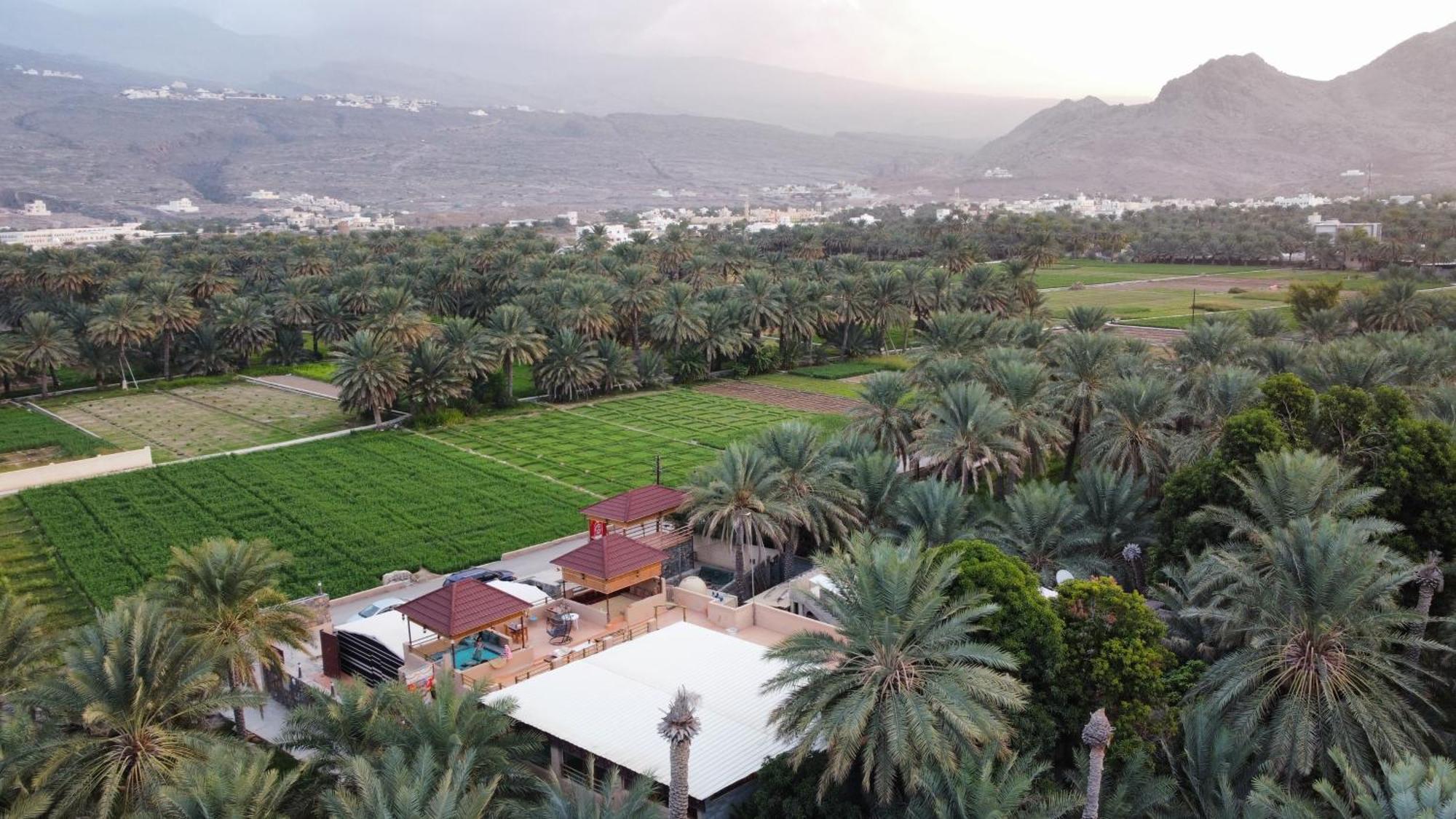 بيت نُزل السلام Bait Salam Inn Al Ḩamrāʼ Bagian luar foto