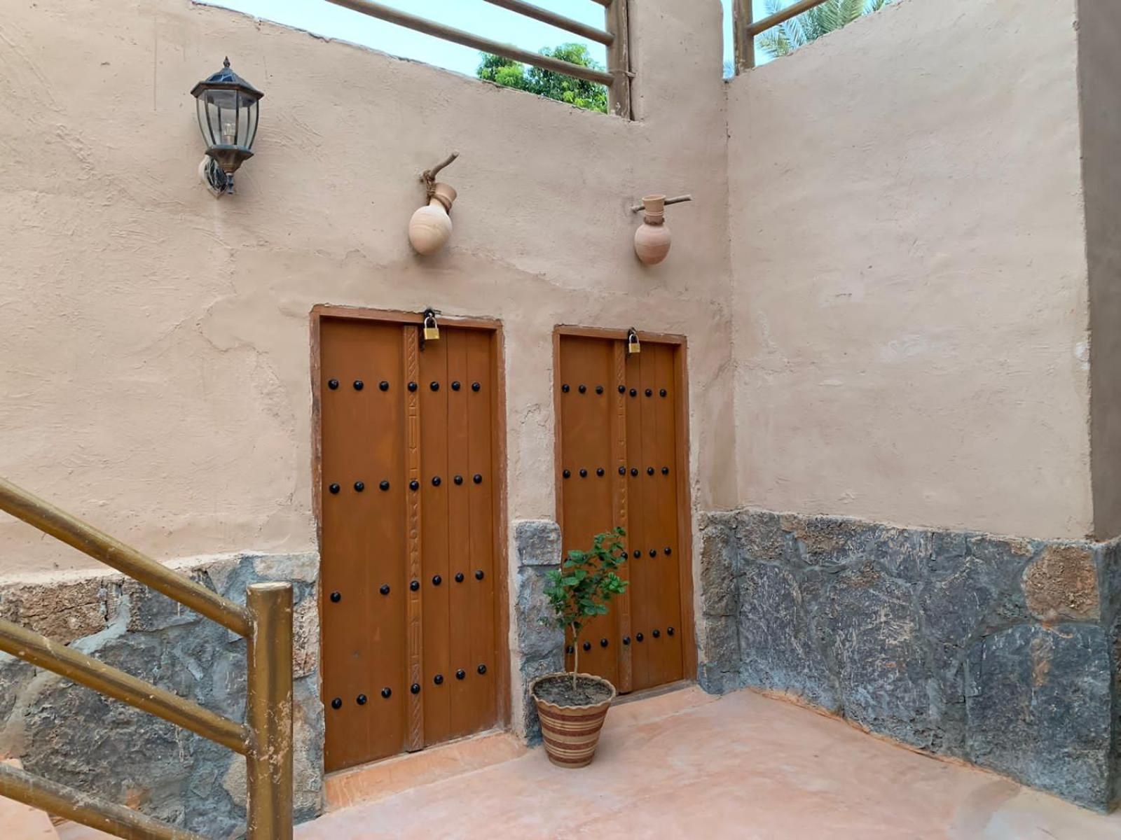 بيت نُزل السلام Bait Salam Inn Al Ḩamrāʼ Bagian luar foto